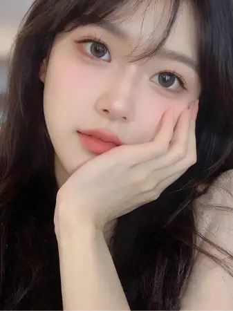 奕奕